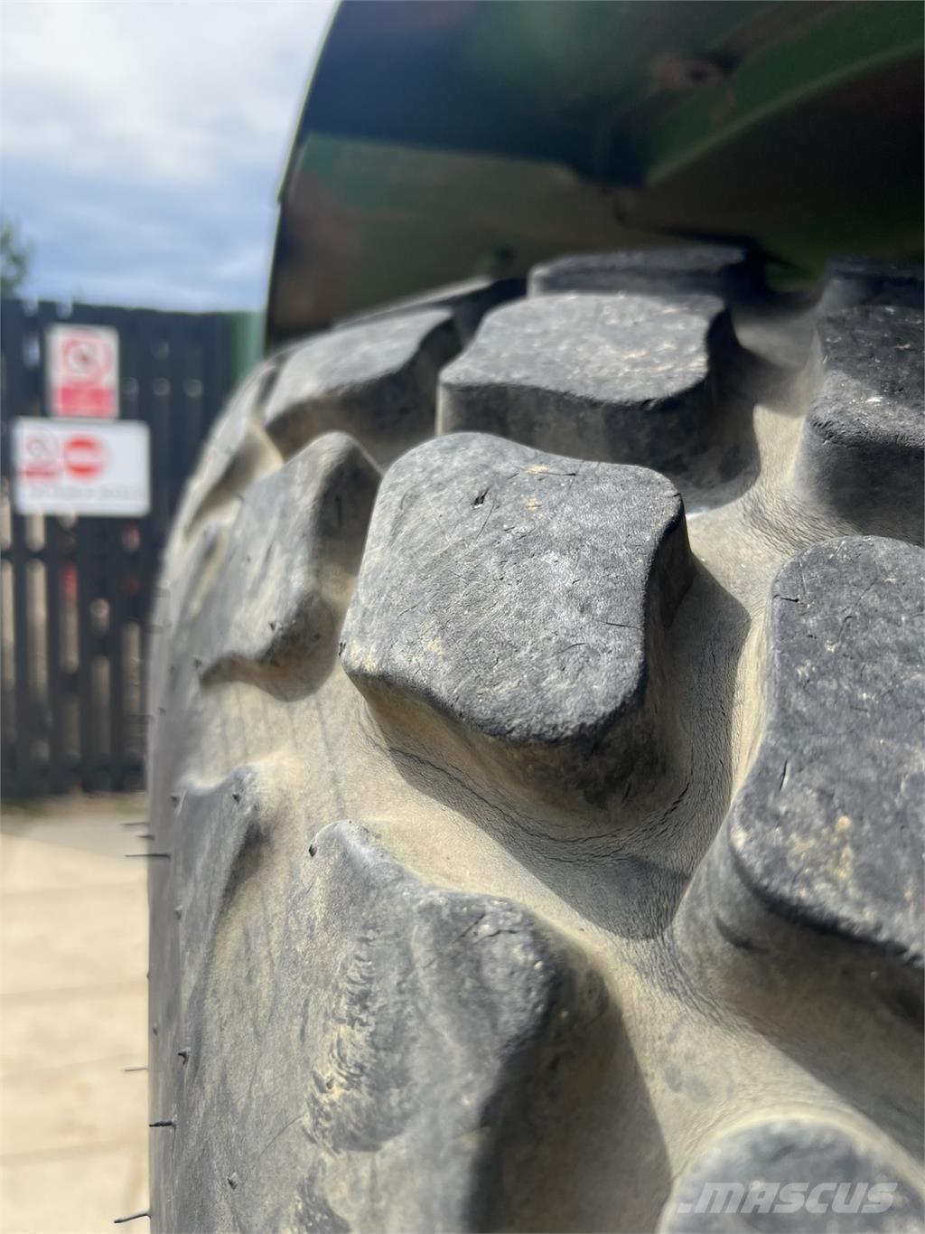 John Deere 5075E Trattori