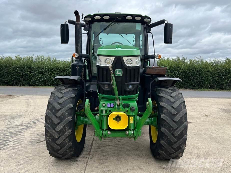 John Deere 6175R Trattori