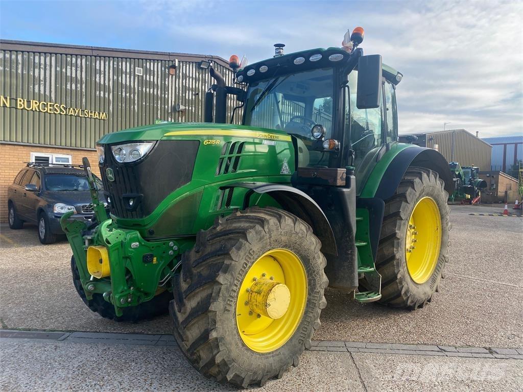 John Deere 6215R Trattori