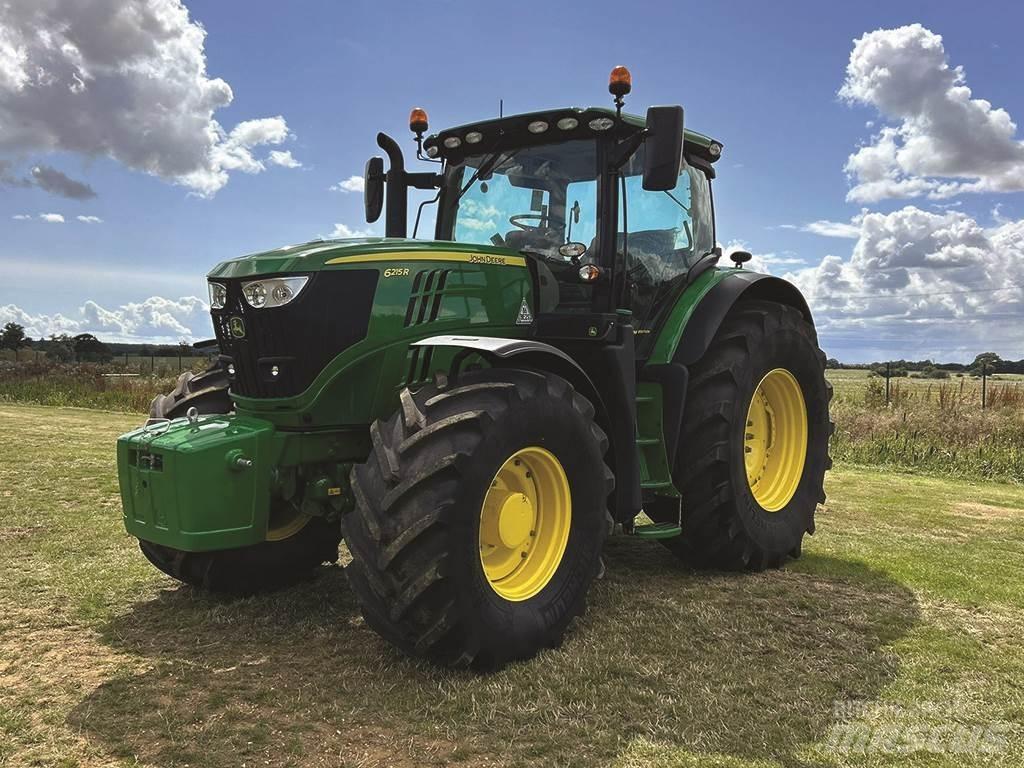 John Deere 6215R Trattori