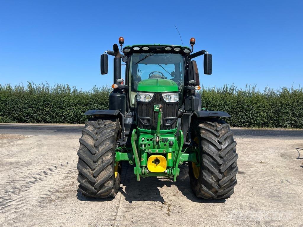 John Deere 6250R Trattori