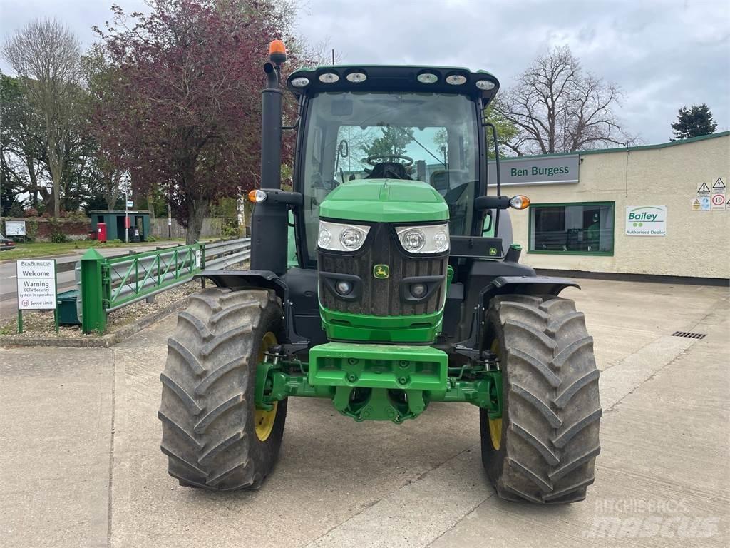 John Deere 6R120 Trattori
