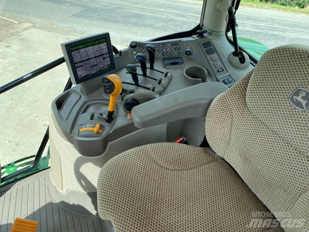 John Deere 6R120 Trattori