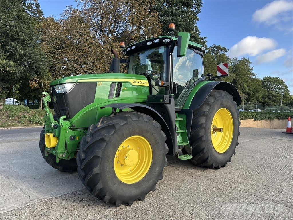 John Deere 6R215 Trattori