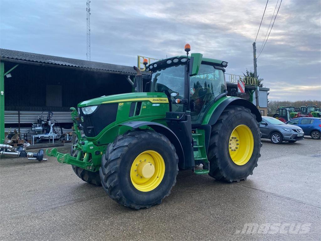 John Deere 6R215 Trattori