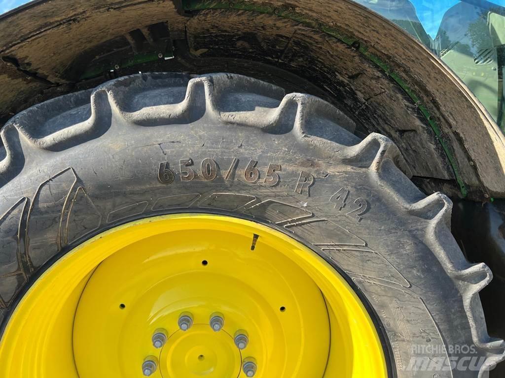 John Deere 6R215 Trattori