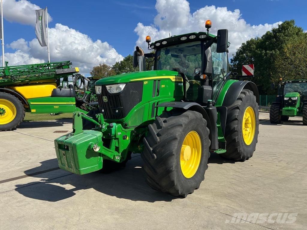 John Deere 6R250 Trattori