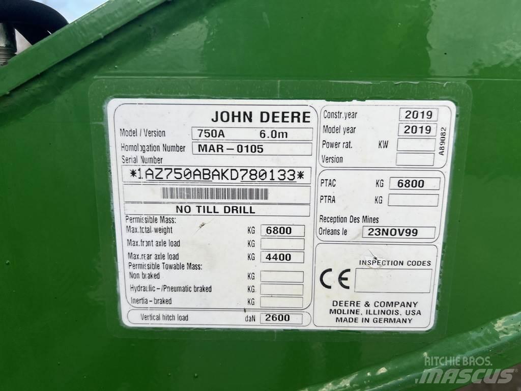 John Deere 750A Perforatrici