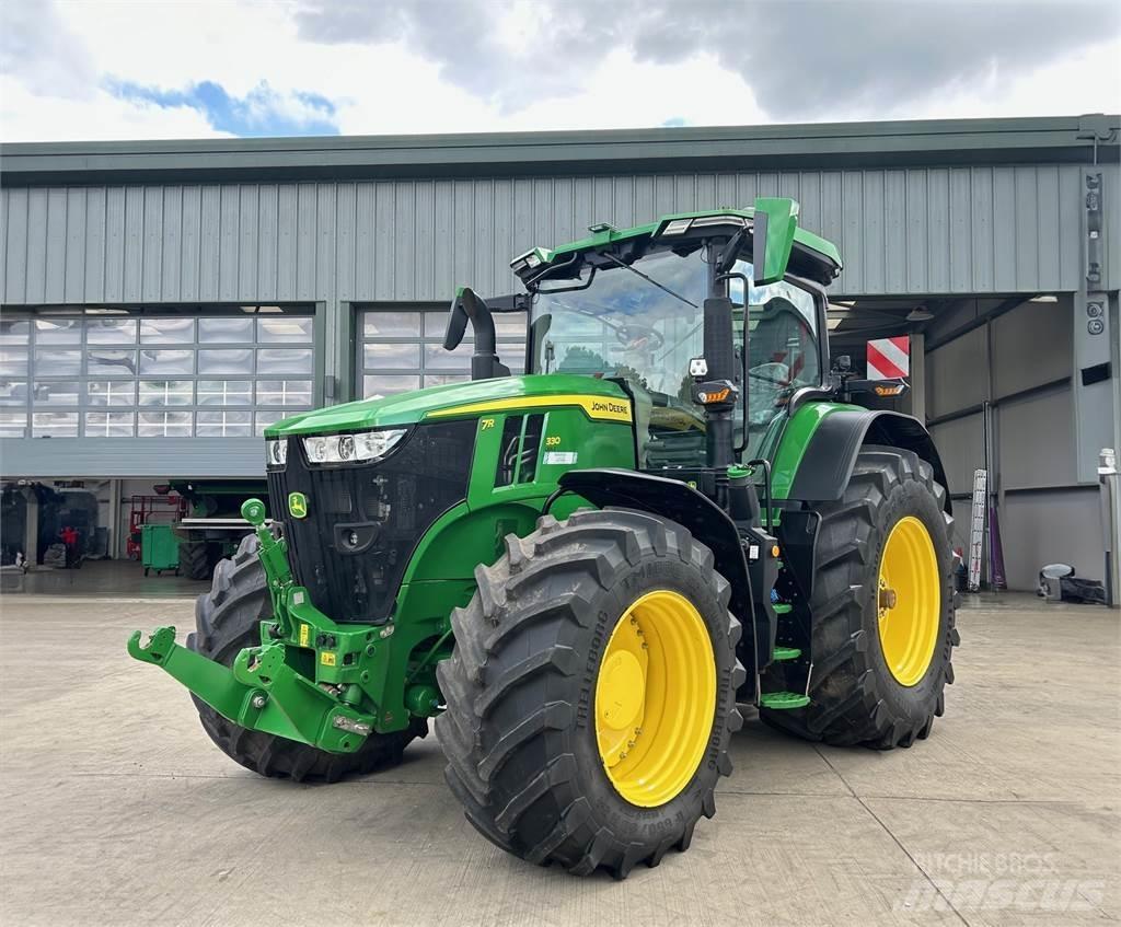 John Deere 7R330 Trattori