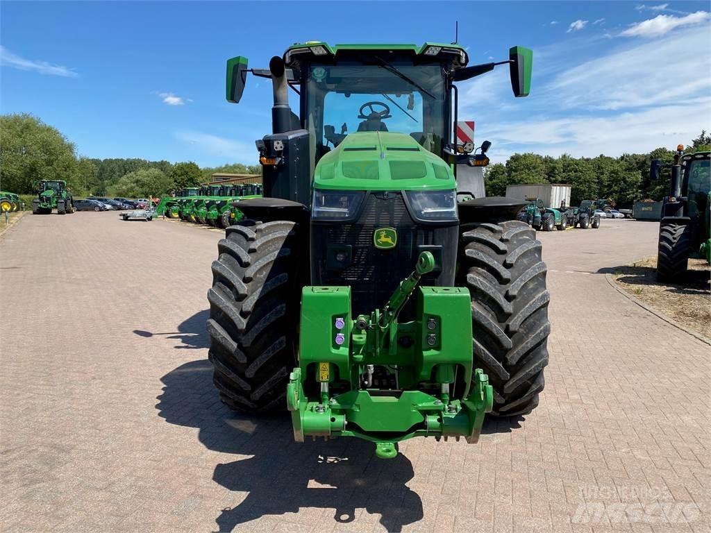 John Deere 8R370 Trattori