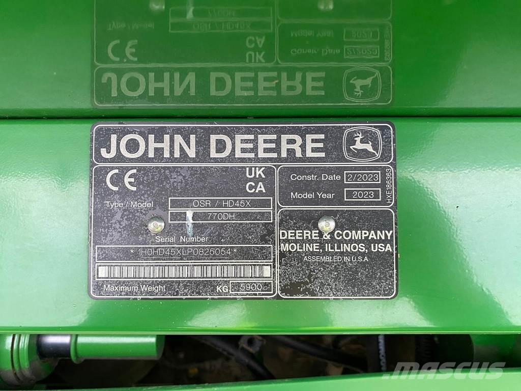John Deere HDX45 Mietitrebbiatrici