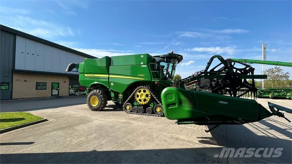 John Deere S780 Mietitrebbiatrici