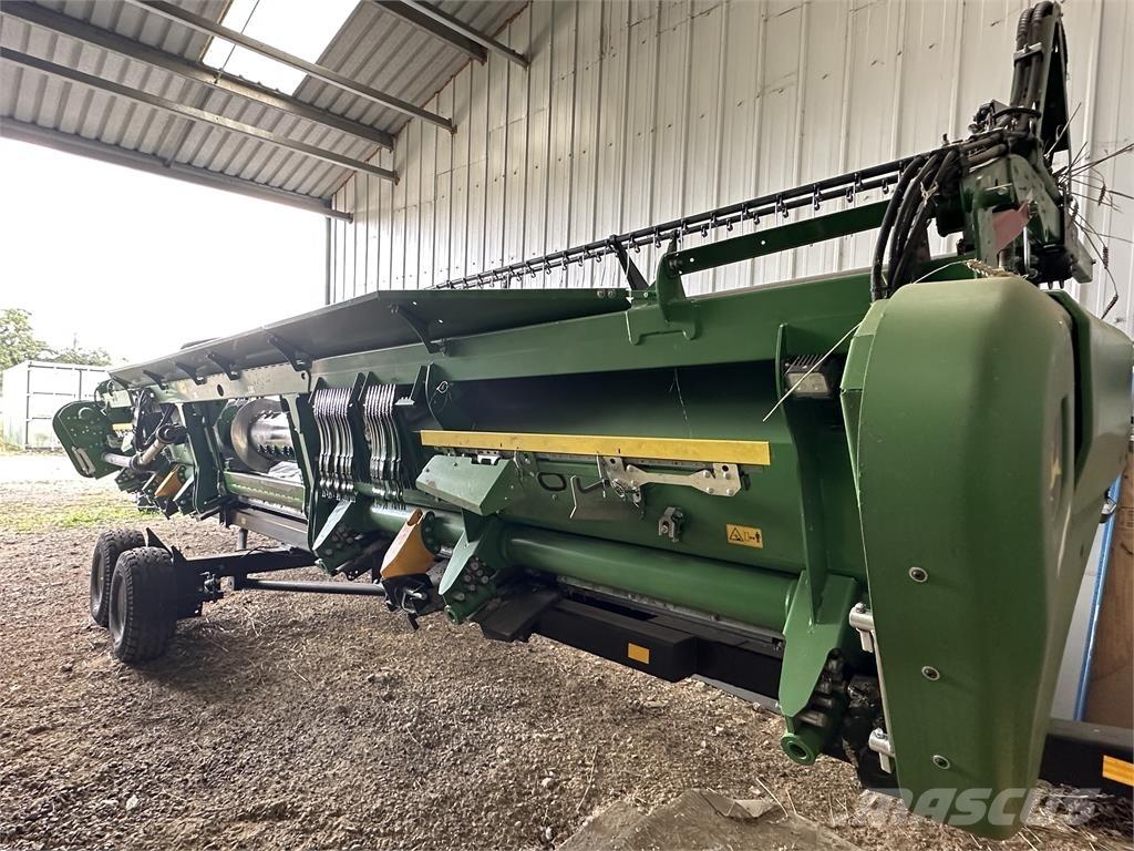 John Deere T670 Mietitrebbiatrici