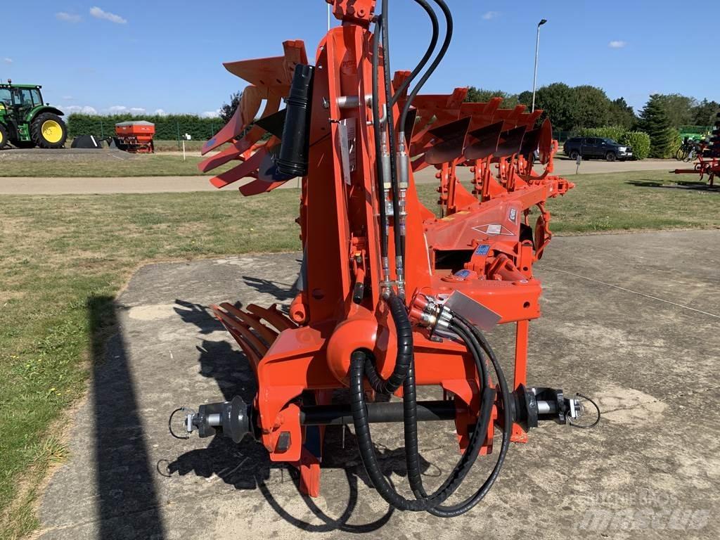 Kuhn MM153 Aratri reversibili