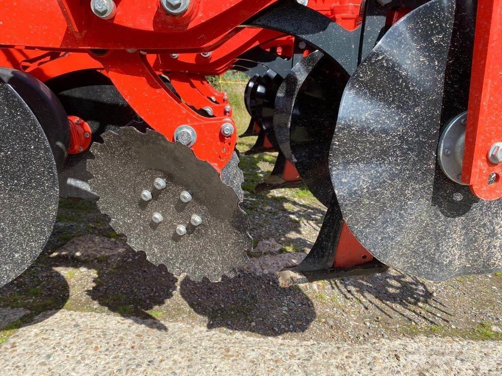 Kuhn STRIGER 300 Agricoltura - Altro