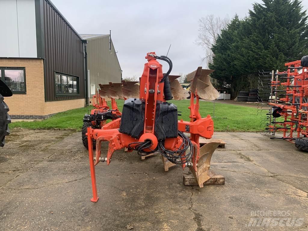 Kuhn VARI-MASTER Aratri reversibili