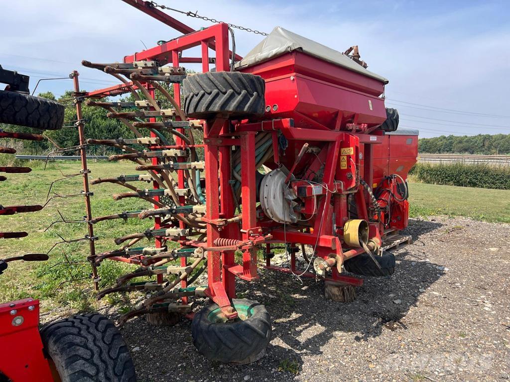 Kverneland TS 480 Perforatrici