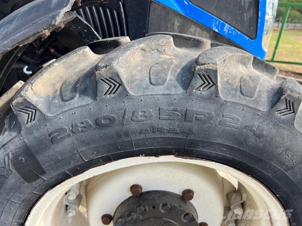 New Holland T4.75 Trattori