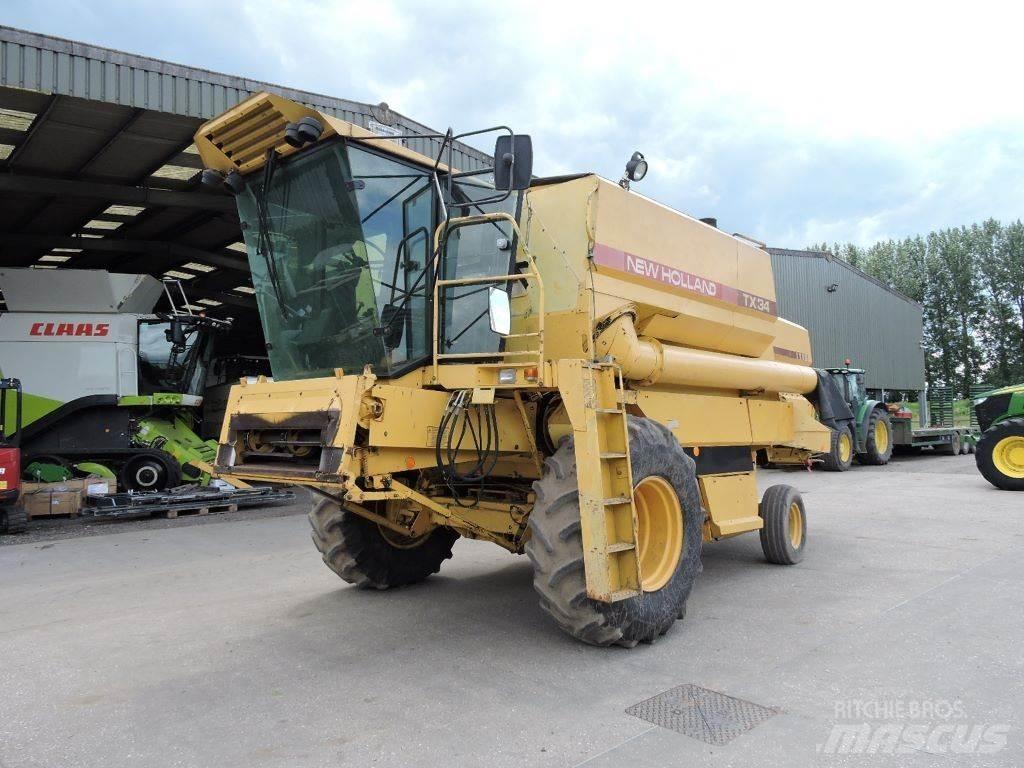 New Holland TX34 Mietitrebbiatrici