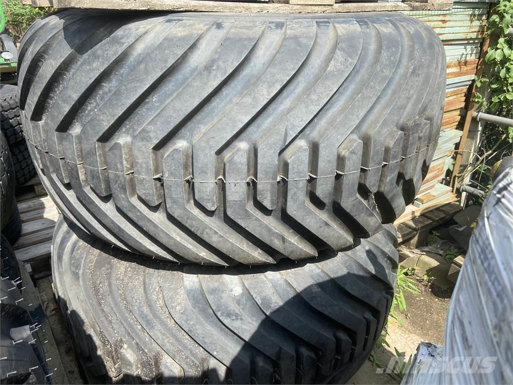  TURF TYRES Trattori compatti