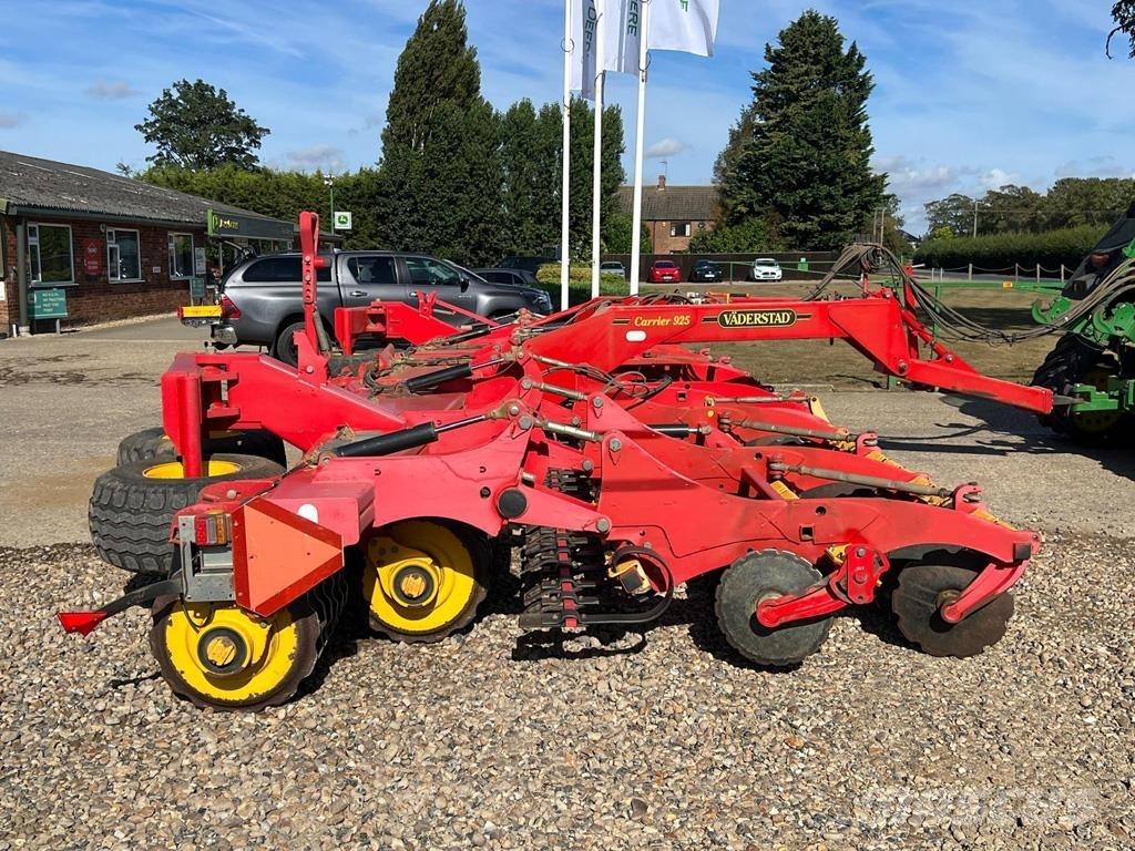 Väderstad CR925 Aratri convenzionali