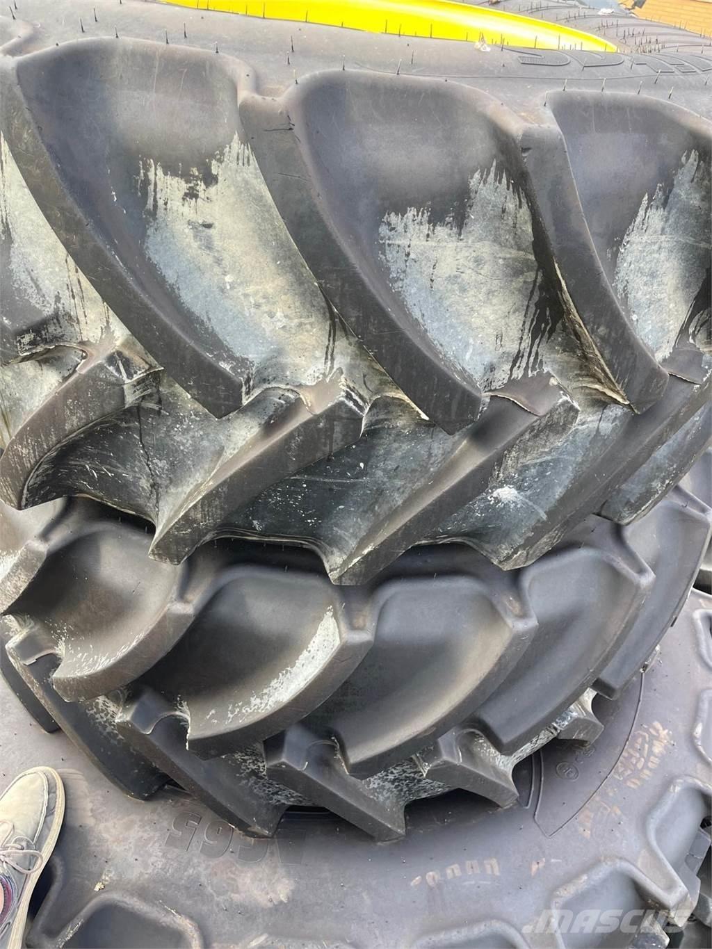  WHEELS Pneumatici, ruote e cerchioni