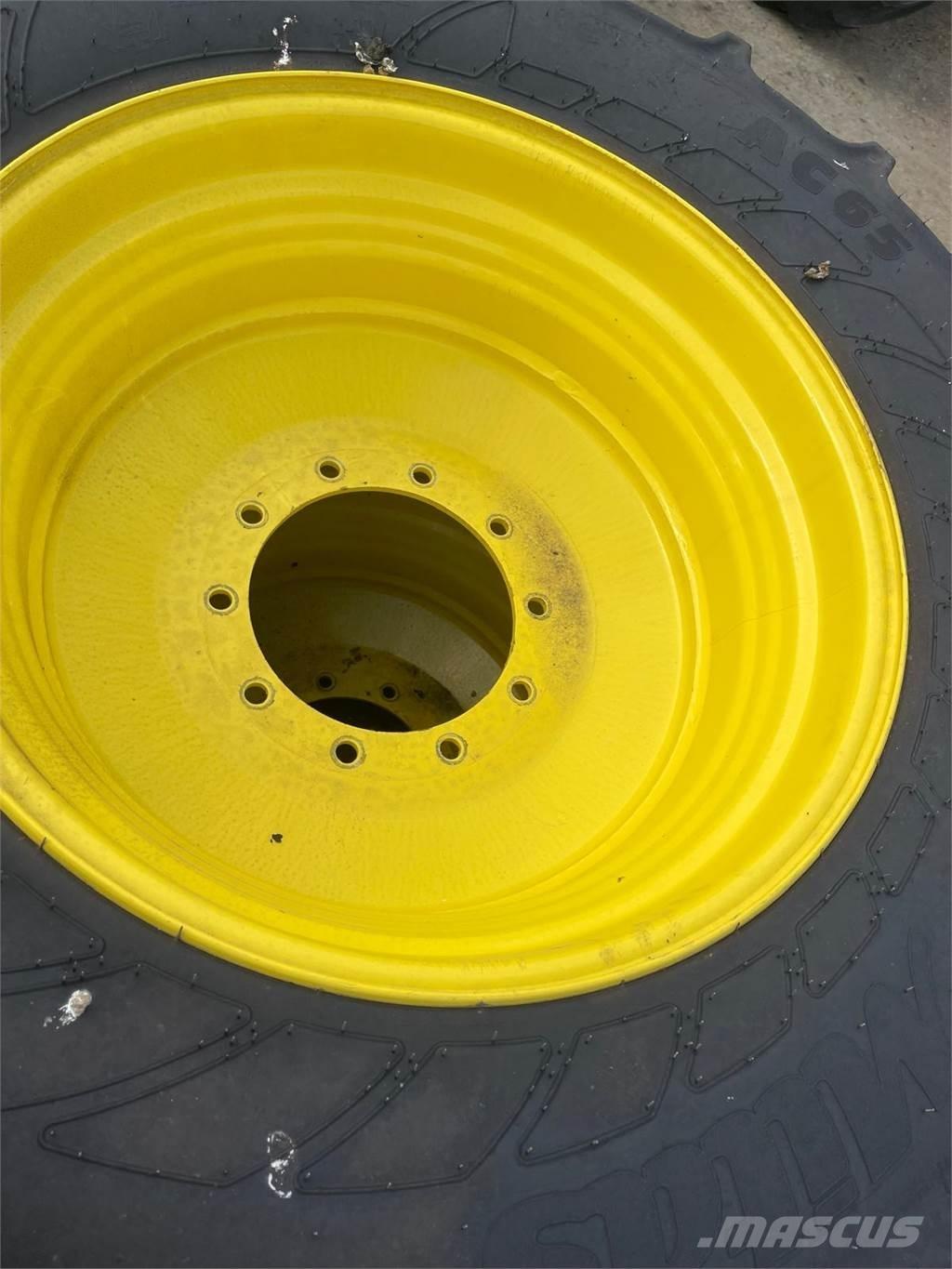  WHEELS Pneumatici, ruote e cerchioni