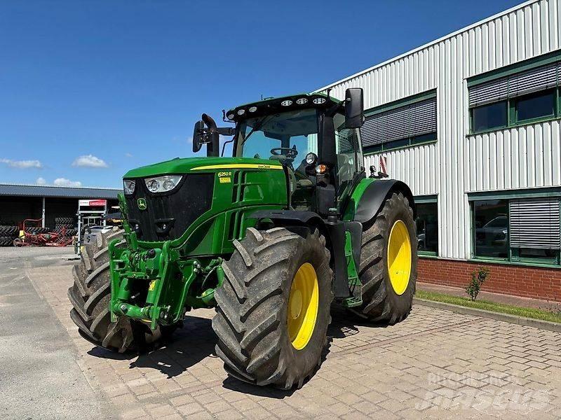 John Deere 6250R Trattori