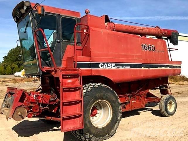 Case IH 1660 Mietitrebbiatrici