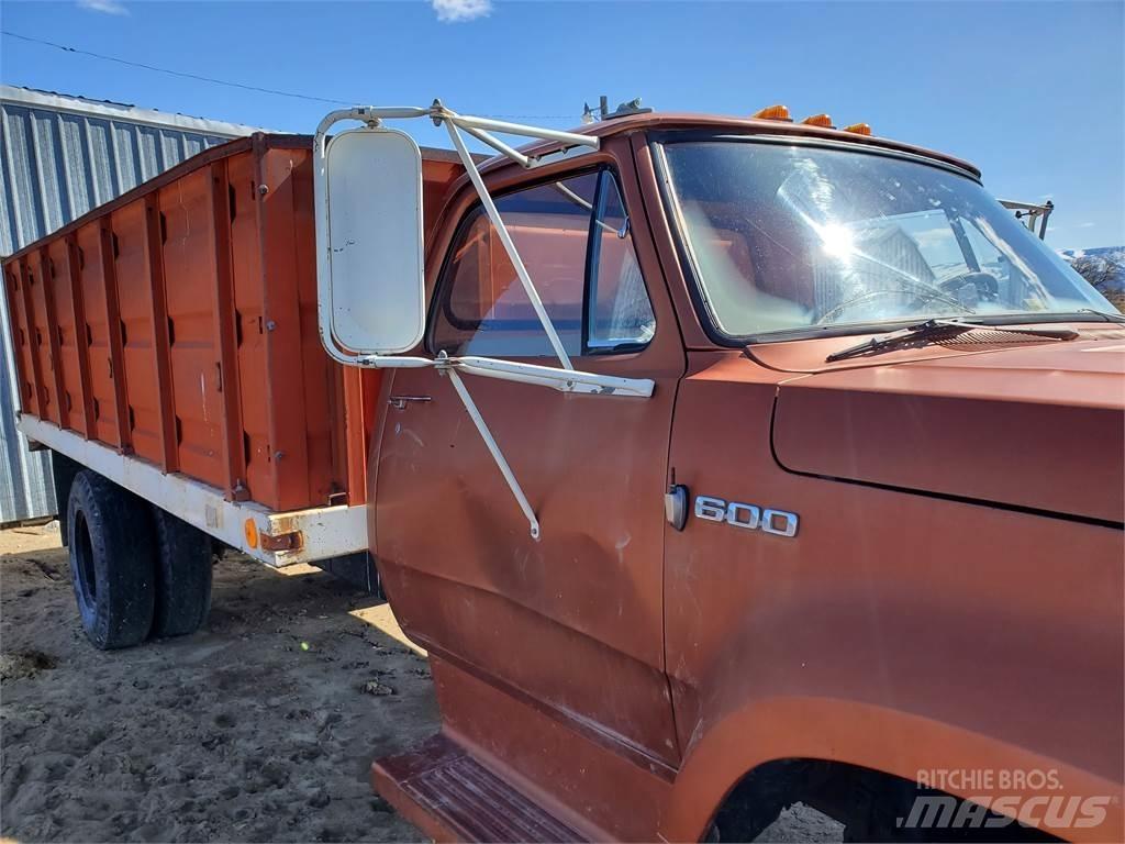 Dodge D600 Camion altro