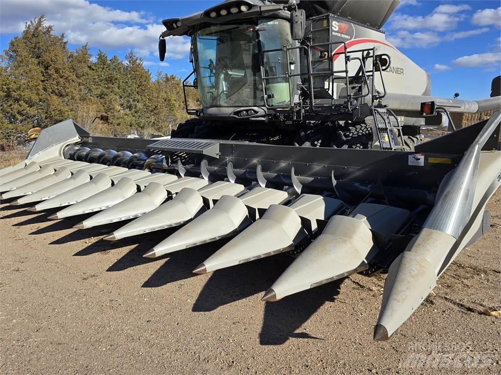 Gleaner 3000 Mietitrebbiatrici