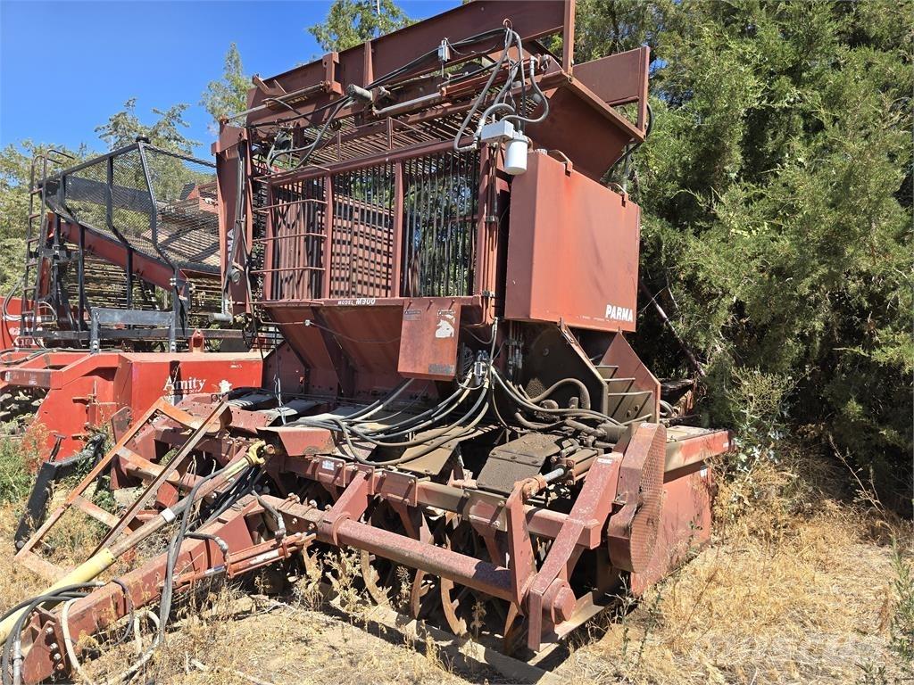 Parma M900 Mietitrebbiatrici