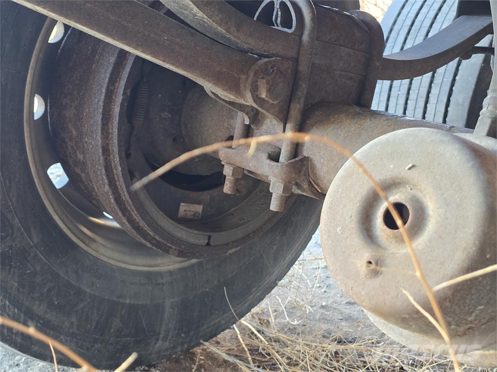 Western 48' Rimorchi con sponde ribaltabili