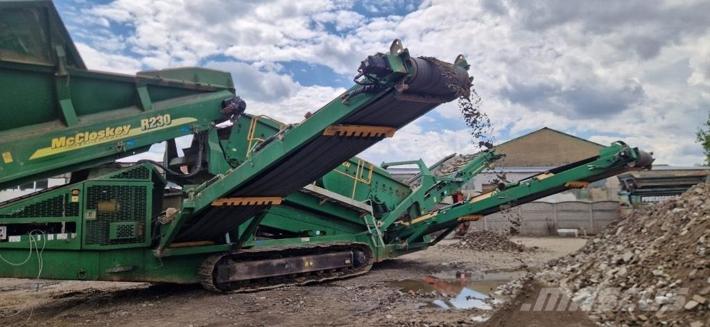 McCloskey R230 Vagli vibranti