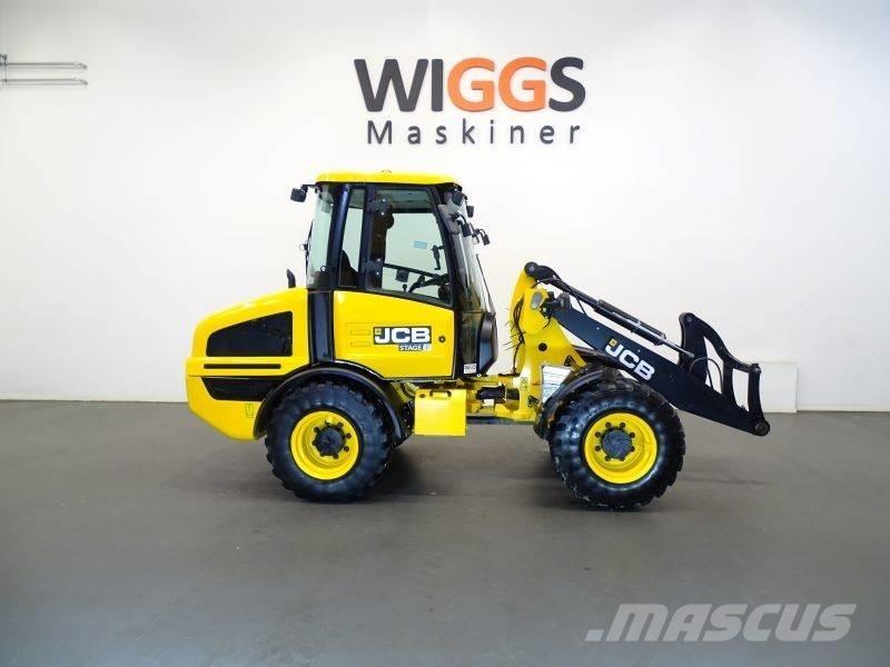 JCB 407 Pale gommate