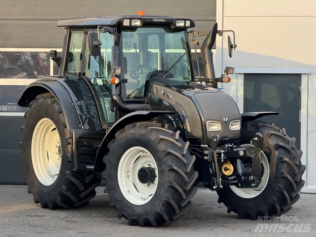 Valtra N 122 V Trattori