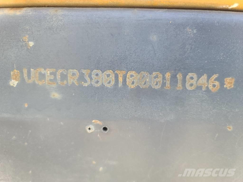 Volvo ECR 38 Miniescavatori