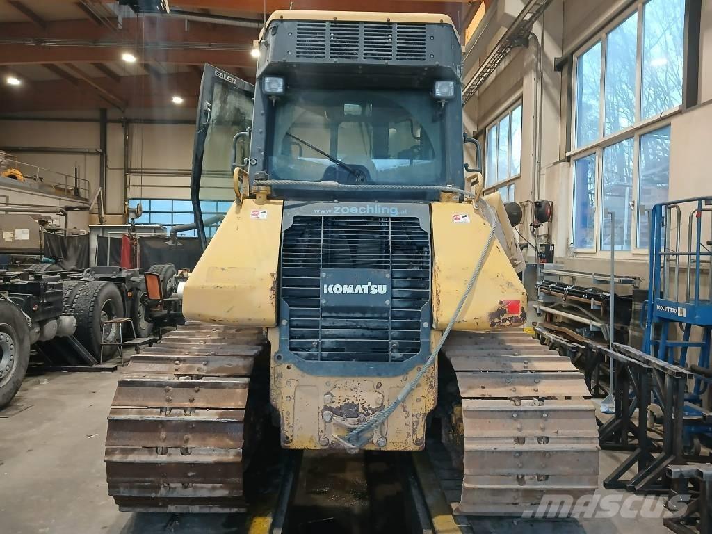 Komatsu D 51 PX-22 Dozer cingolati