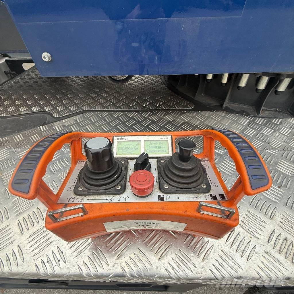 Böcker AHK 36/2400 Altre gru