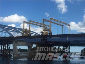 Mi-Jack MJ85 Gru a carroponte e a cavalletto