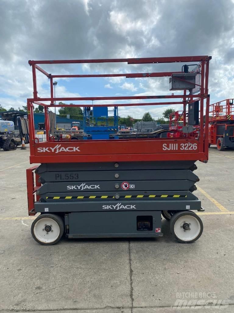 SkyJack SJ 3226 Piattaforme a pantografo