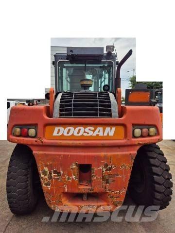 Doosan D 160 S-5 Carrelli elevatori diesel