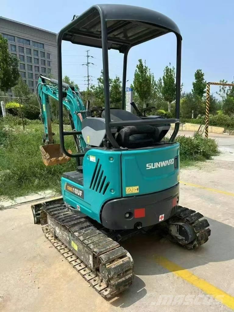 Sunward SWE 18 UF Miniescavatori