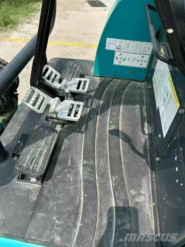 Sunward SWE 18 UF Miniescavatori