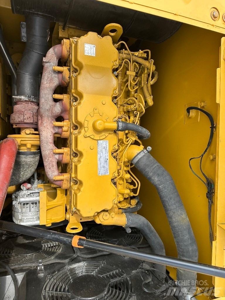 CAT CAT320 Escavatori medi 7t - 12t
