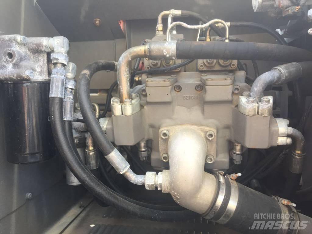 Hitachi zx240 Escavatori cingolati