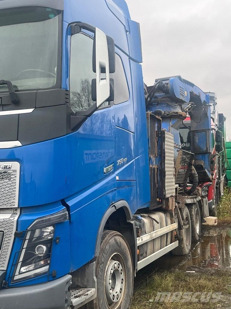 Volvo FH 750 Segatronchi e spaccalegna