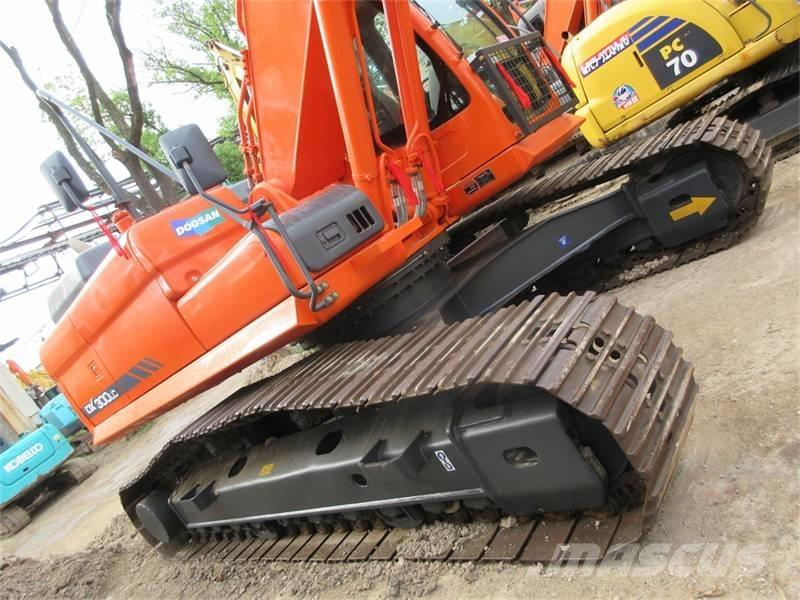 Doosan DX 300 LC Escavatori cingolati