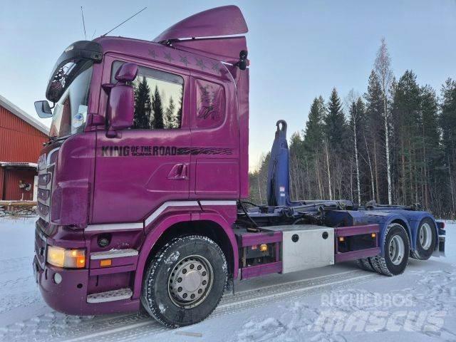 Scania R 560 Camion con gancio di sollevamento