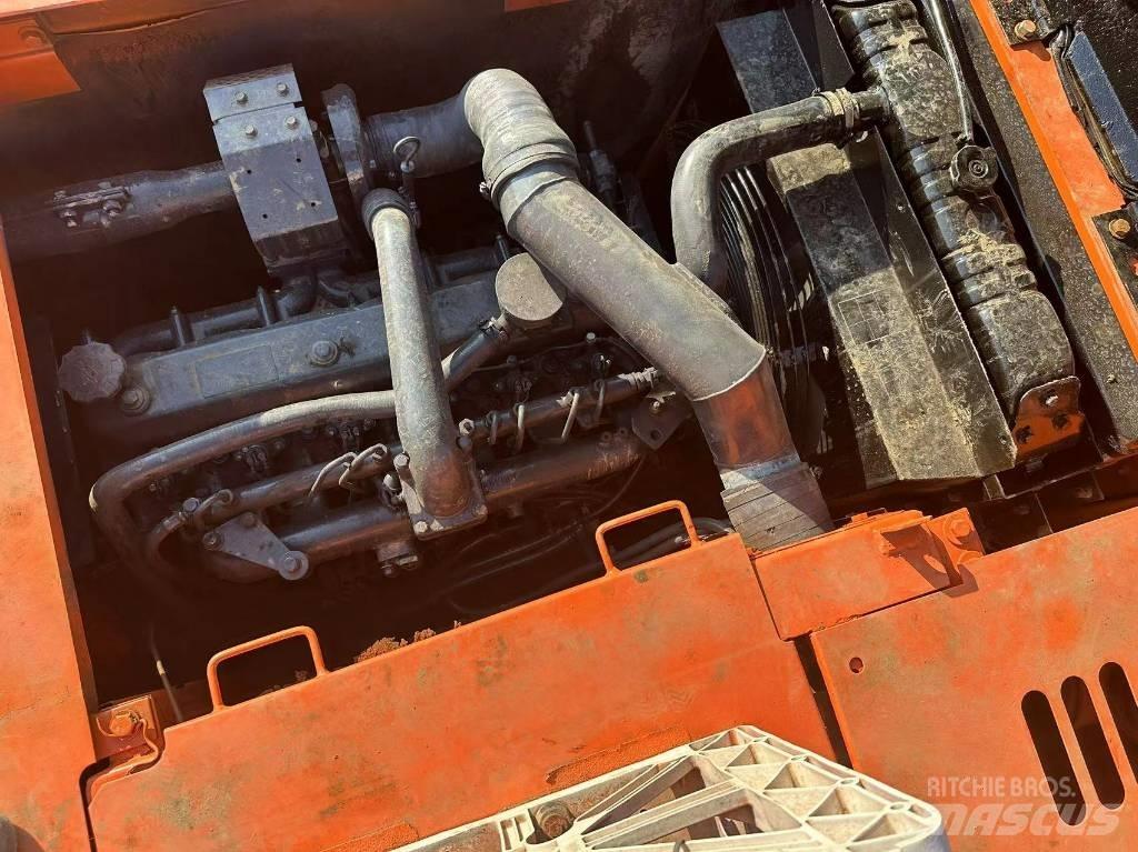 Doosan 150 W-7 Escavatori gommati